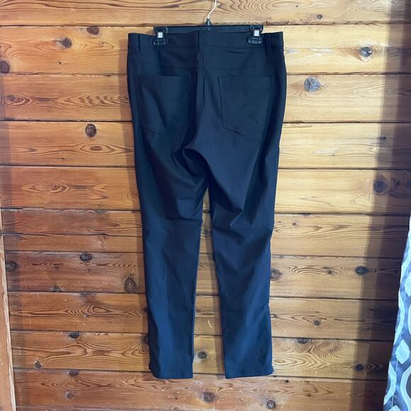 Lululemon Men's ABC Classic-Fit Black 5 Pocket Pant Size 33 - Picture 2 of 8